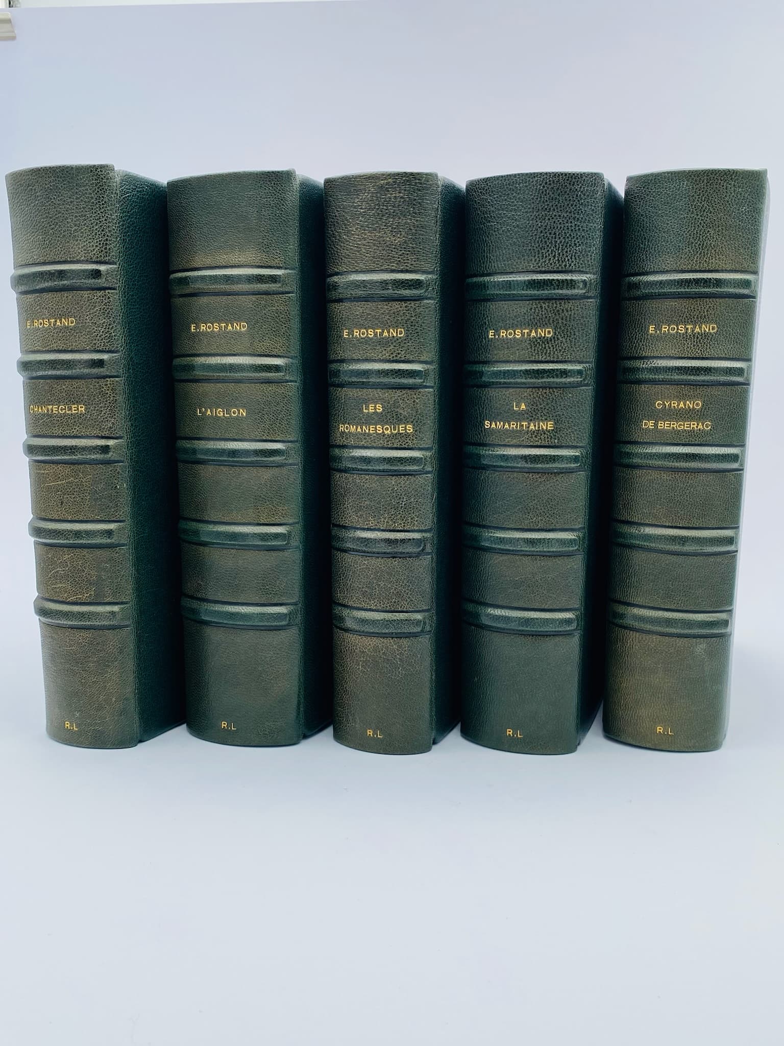 Oeuvres illustrées; Cyrano de Bergerac, La Samaritaine, Les Romanesques, L'Aiglon, Chantecler...