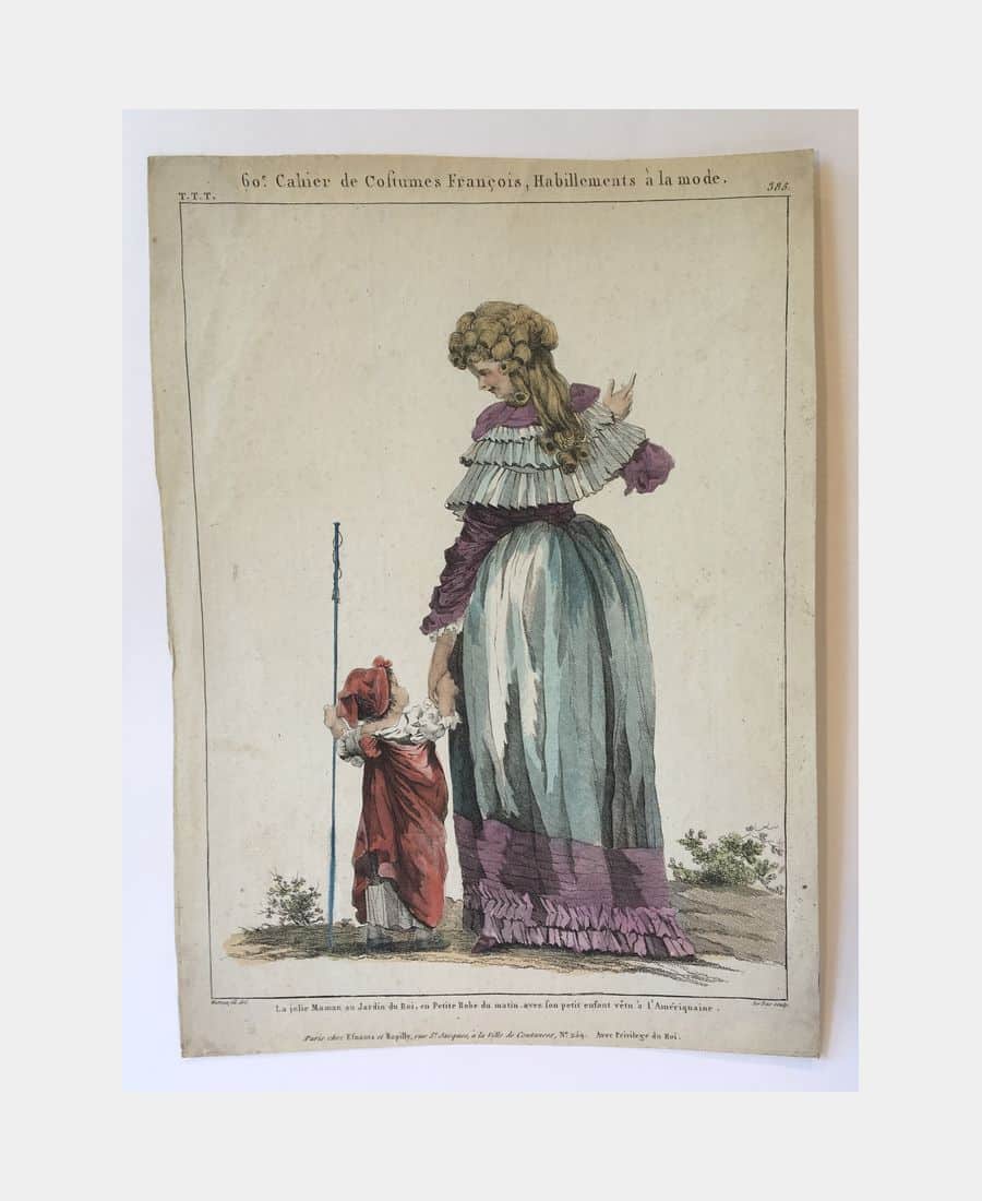La jolie Maman au Jardin du Roi, en petite robe du matin, avec son petit enfant vêtu à l'Amériquaine.